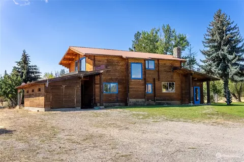 1117 State Route 20 Hwy, Winthrop, WA 98862