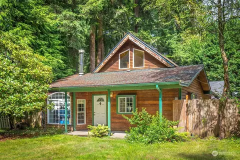 12527 Three Lakes Rd, Snohomish, WA 98290