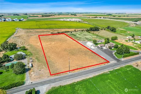 1588 NE Road E, Moses Lake, WA 98837