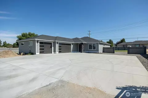 1857 S Union St, Kennewick, WA 99338