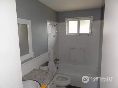 17021 Spanaway Ln E, Spanaway, WA 98387 photo 7
