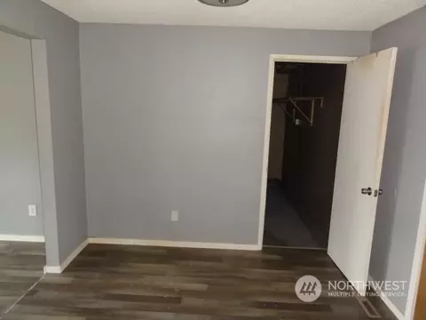 17021 Spanaway Ln E, Spanaway, WA 98387 photo 3