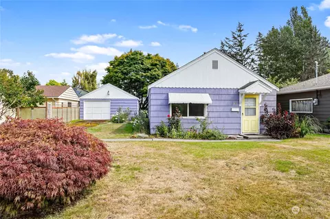 3018 Ellis St, Bellingham, WA 98225