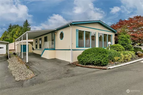 5900 64th St NE #184, Marysville, WA 98270