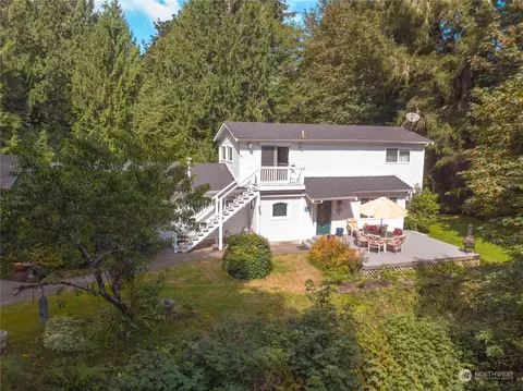6138 Puget Beach Rd NE, Olympia, WA 98516