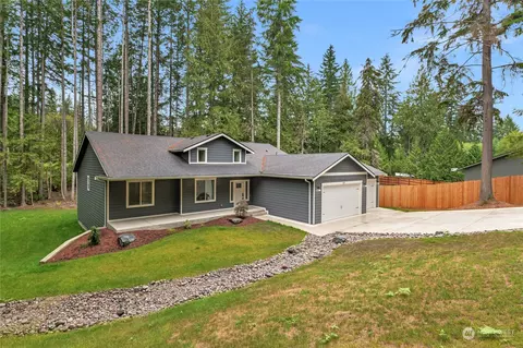 2302 Virginia Ave E, Port Orchard, WA 98366
