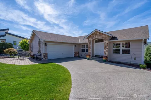 114 Long Dr, Chelan, WA 98816