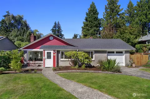 2710 NE 87th St, Seattle, WA 98115