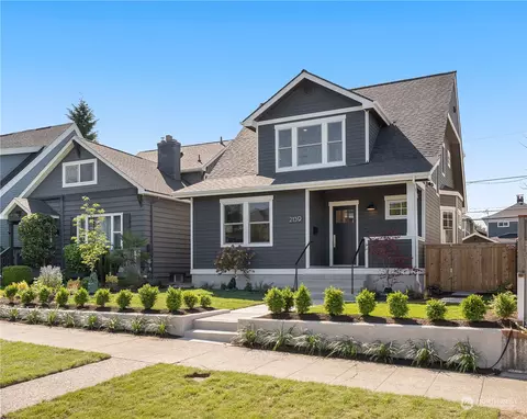2139 5th Ave W, Seattle, WA 98119 photo 2