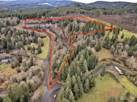 350 Capital Ridge Ln, Oakville, WA 98568