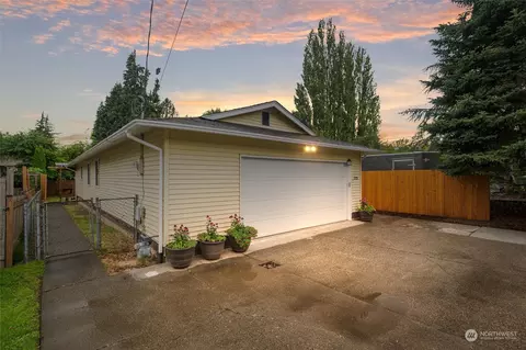 2629 Ontario, Bellingham, WA 98226