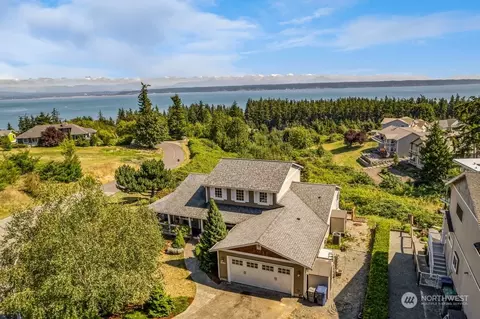 1099 Portage Rd, Camano Island, WA 98282