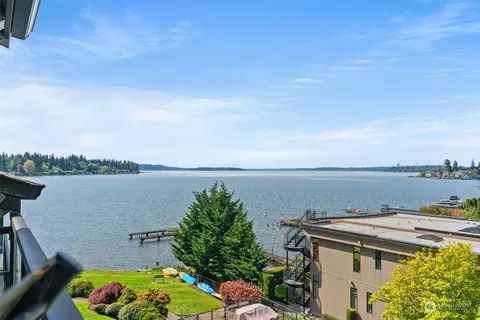 9201 NE Juanita Dr #404, Kirkland, WA 98034