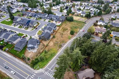12110 Reservoir Rd E, Puyallup, WA 98374