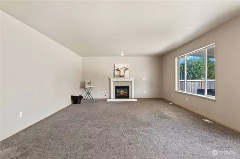 8412 203rd Street Ct E, Spanaway, WA 98387 photo 12