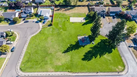 8412 203rd Street Ct E, Spanaway, WA 98387 photo 30