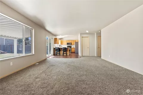 8412 203rd Street Ct E, Spanaway, WA 98387 photo 11