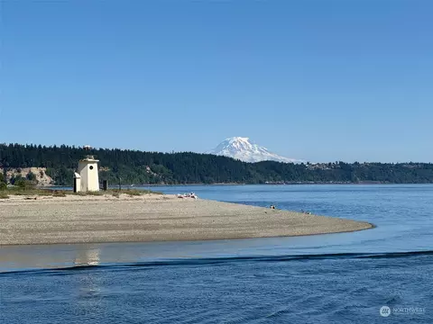 2819 Harborview Dr, Gig Harbor, WA 98335