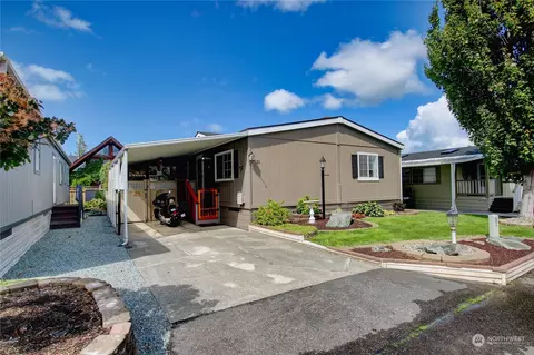 1120 S 25th St # 33, Mount Vernon, WA 98274