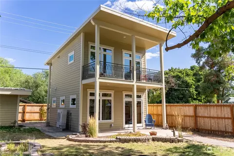 214 S Glover St, Twisp, WA 98856
