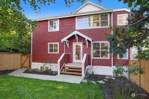 4714 Interlake Ave N, Seattle, WA 98103