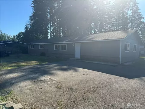 30 E Sylvan Heights Ln, Shelton, WA 98584