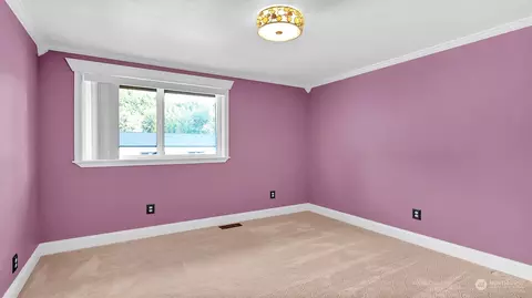 Bedroom - 320 Bowlin Ave NE, Orting, WA 98360 photo 1 of 4