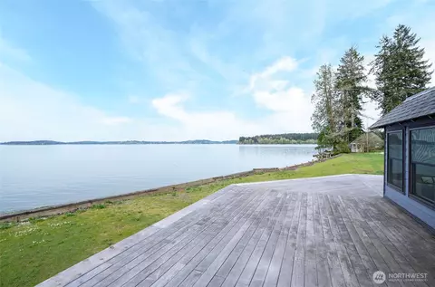 13912 34th St SW, Lakebay, WA 98349