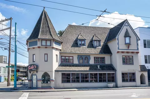 3275 Fuhrman Ave E #201, Seattle, WA 98102