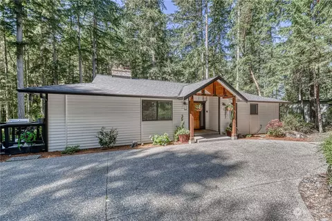 1832 Clorindi Cir NW, Gig Harbor, WA 98335