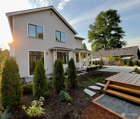 5208 18th Ave SW, Seattle, WA 98106