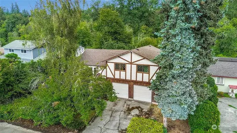 2006 Riverview Dr NE, Auburn, WA 98002