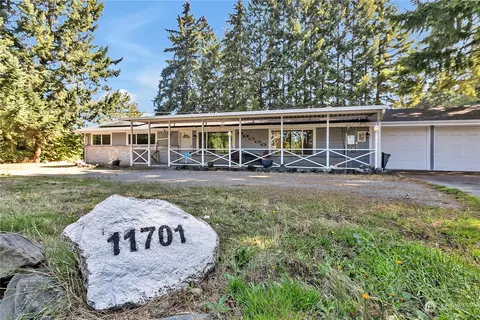 11701 86th Ave E, Puyallup, WA 98373