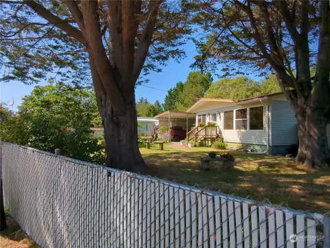 1429 239th Pl, Ocean Park, WA 98640