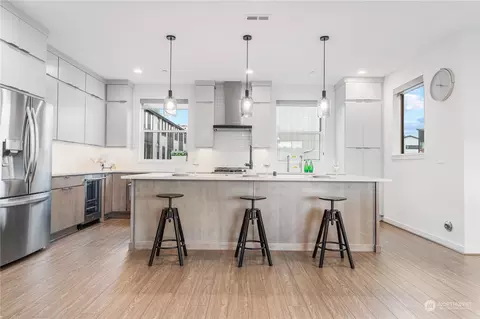 Kitchen - 21722 24th Ave SE #A, Bothell, WA 98021 photo 4 of 4