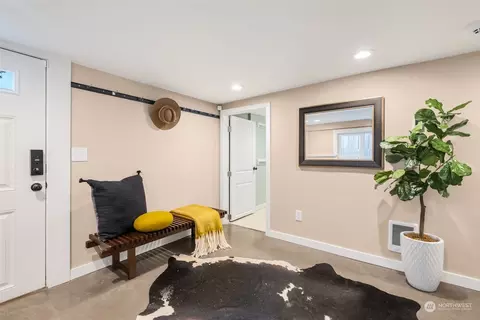 Entry Way - 206 29th Ave E, Seattle, WA 98112 photo 1 of 1