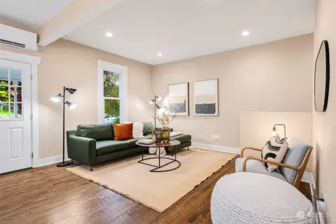 Living - 206 29th Ave E, Seattle, WA 98112 photo 1 of 1