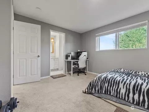 10811 38th Dr SE, Everett, WA 98208 photo 16