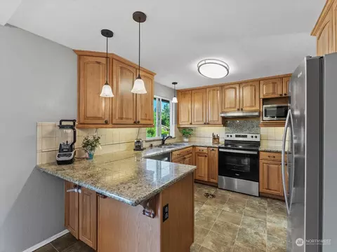 10811 38th Dr SE, Everett, WA 98208 photo 9