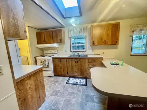 836 Harman Way S #9, Orting, WA 98360 photo 10