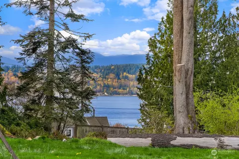 29700 Beach Dr NE, Poulsbo, WA 98370
