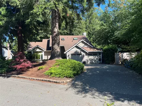 655 Jasmine Pl NW, Issaquah, WA 98027