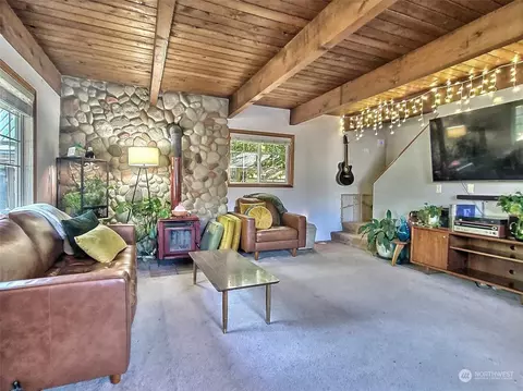 32211 Morgan Dr, Black Diamond, WA 98010