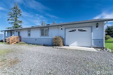 10443 Wallen Rd, Bow, WA 98232