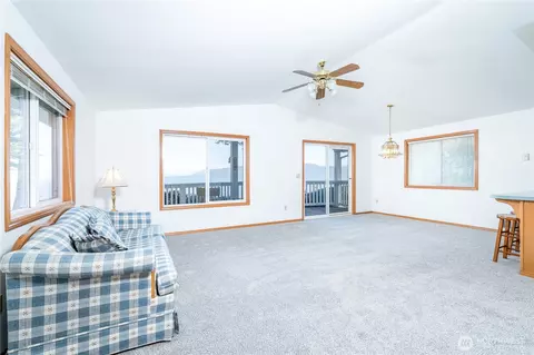 10443 Wallen Rd, Bow, WA 98232 photo 9