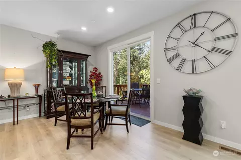 Dining - 31 211th St SE, Bothell, WA 98021 photo 2 of 2