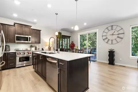 Kitchen - 31 211th St SE, Bothell, WA 98021 photo 1 of 7