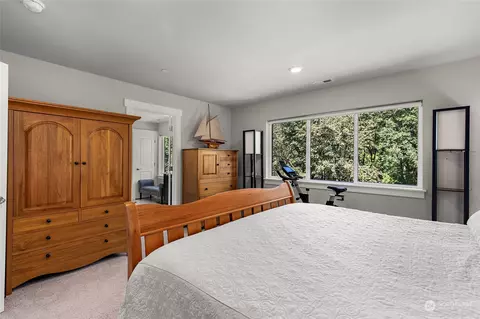 Bedroom - 31 211th St SE, Bothell, WA 98021 photo 2 of 4