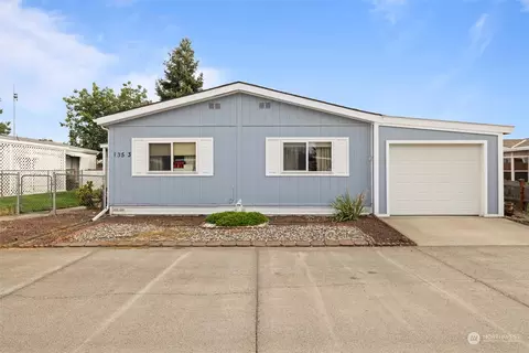 1353 NW Rancho Villa Dr, Walla Walla, WA 99362