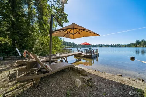 781 NE Mountain View Dr, Tahuya, WA 98588